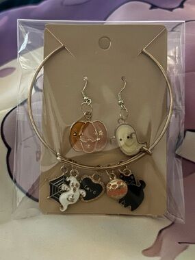 Halloween Charm Bracelet & Earring Set - Gold Tone with Orange and Cream Charms